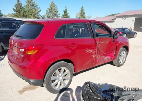 2015 Mitsubishi Outlander Sport Es z USA, uszkodzony, nr VIN 4A4AR3AU0FE058031